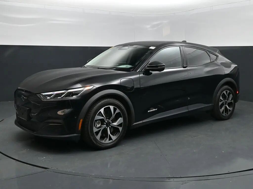 2024 Ford Mustang Mach-E Select — photo 1 of 11