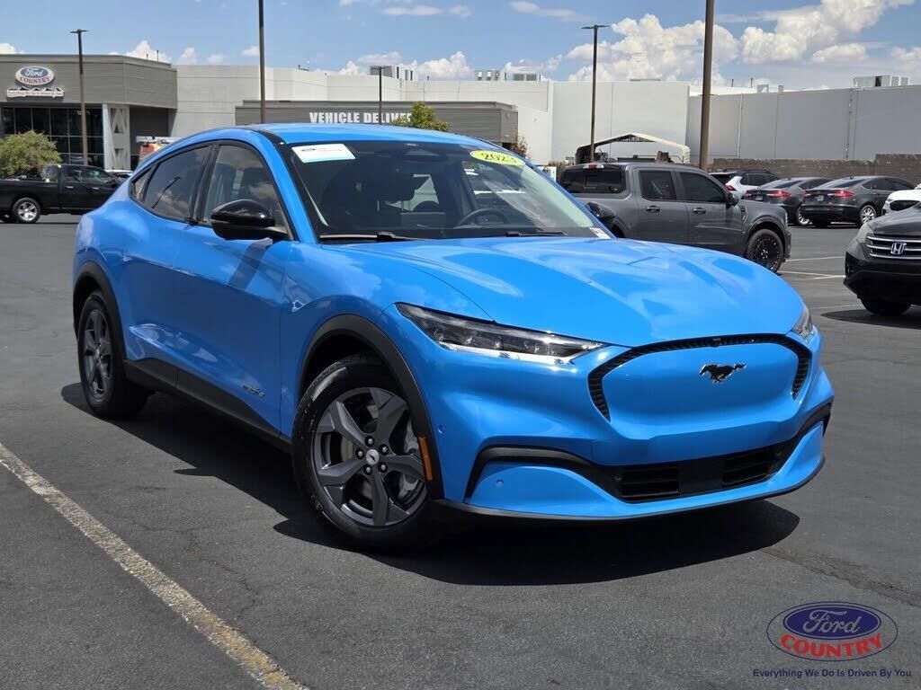 2023 Ford Mustang Mach-E Select — photo 1 of 1