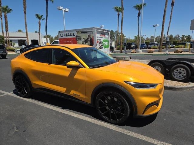 2022 Ford Mustang Mach-E Select