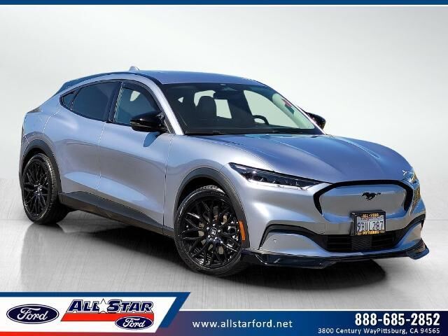 2022 Ford Mustang Mach-E Select