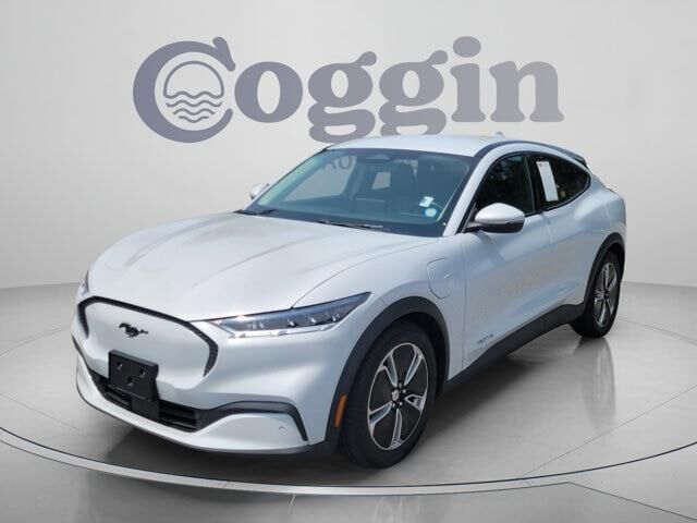 2022 Ford Mustang Mach-E Select