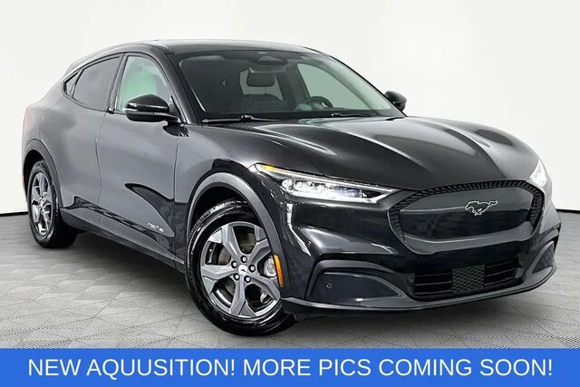 2022 Ford Mustang Mach-E Select