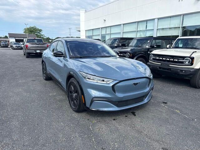 2023 Ford Mustang Mach-E California Route 1