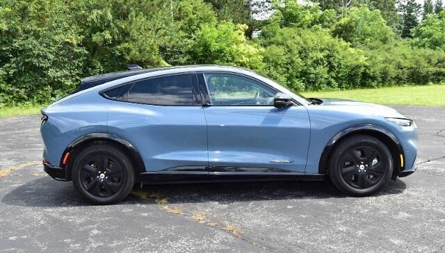 2023 Ford Mustang Mach-E California Route 1