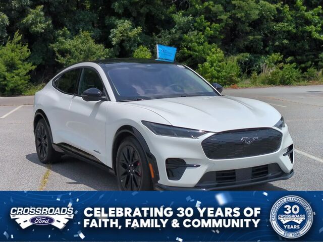 2025 Ford Mustang Mach-E Premium