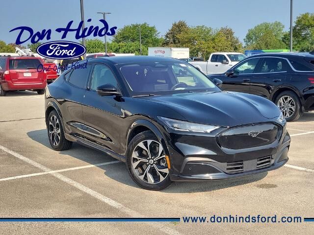 2022 Ford Mustang Mach-E Premium