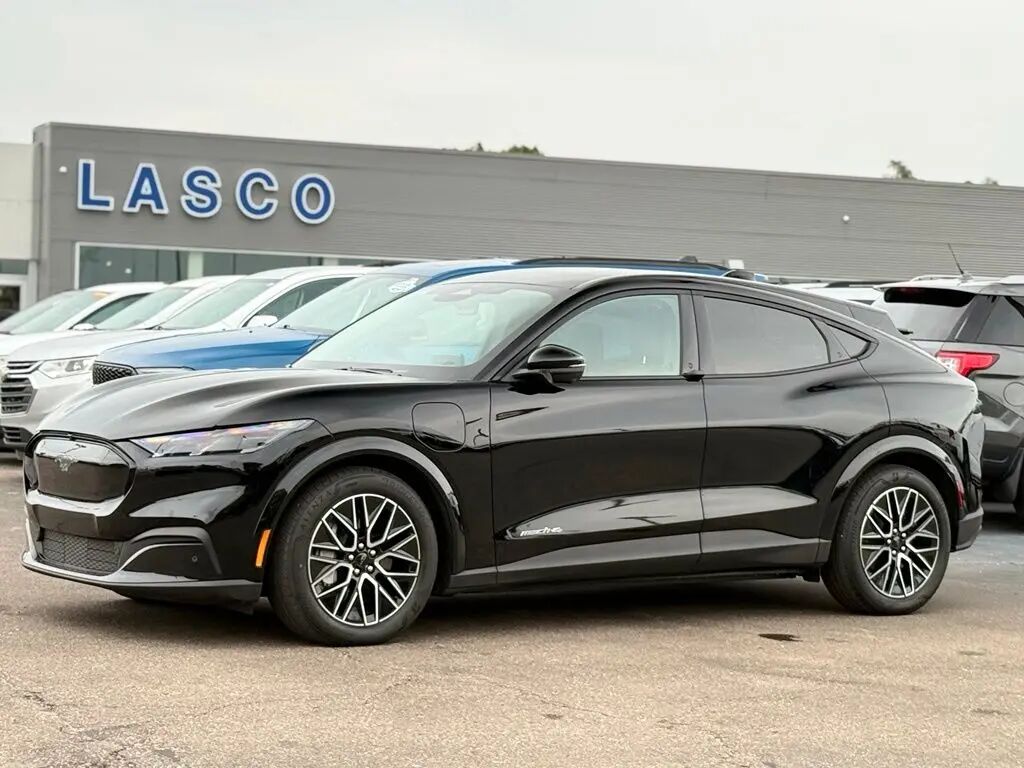 2025 Ford Mustang Mach-E Premium — photo 1 of 13
