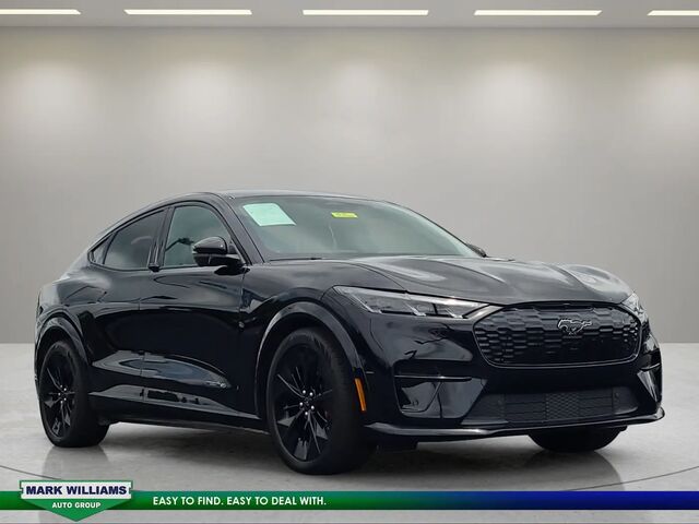 2025 Ford Mustang Mach-E GT