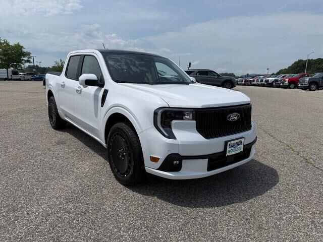 2025 Ford Maverick Lobo
