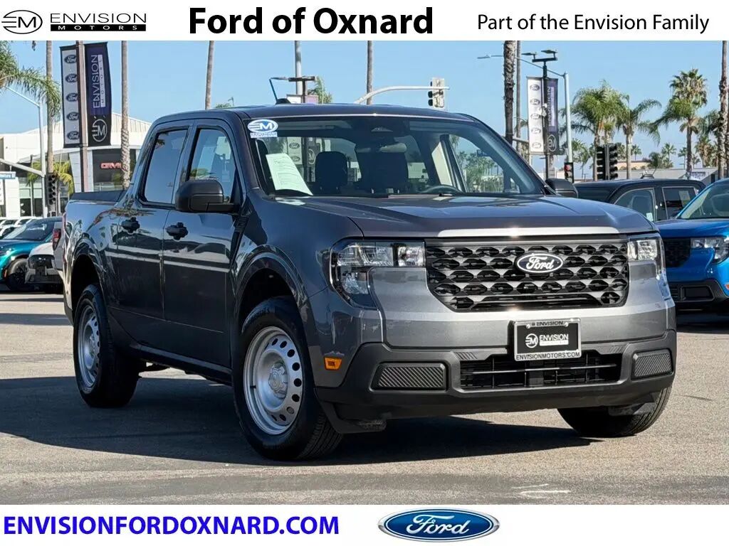 2025 Ford Maverick XL — photo 1 of 13