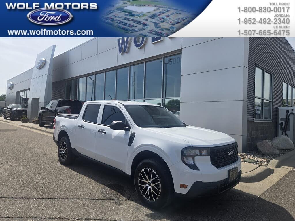 2025 Ford Maverick XL — photo 1 of 1
