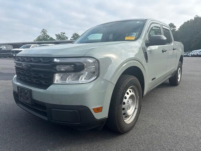 2024 Ford Maverick XL