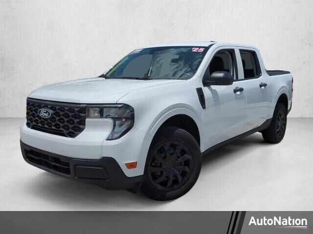 2025 Ford Maverick XL — photo 1 of 5