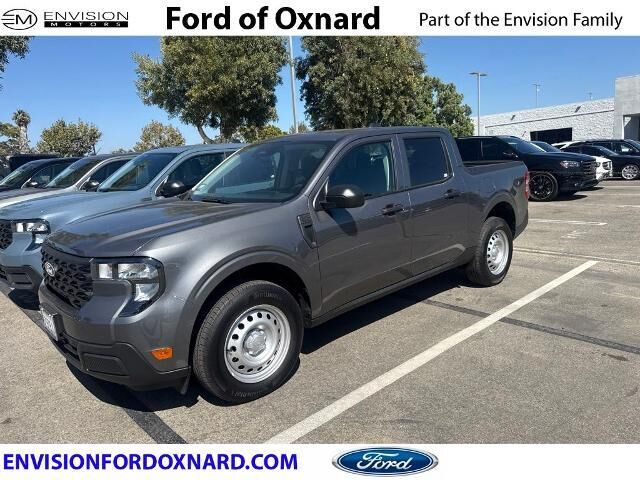 2025 Ford Maverick XL — photo 1 of 3