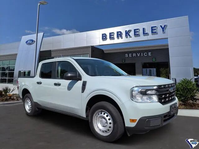 2024 Ford Maverick XL