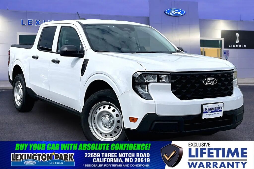 2025 Ford Maverick XL — photo 1 of 14