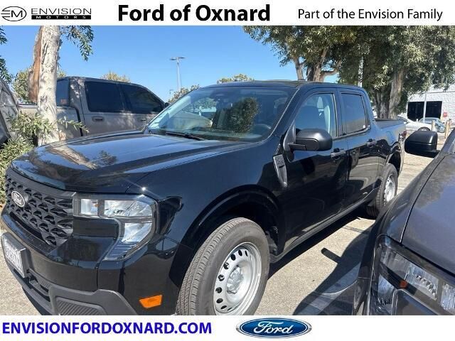 2025 Ford Maverick XL — photo 1 of 3