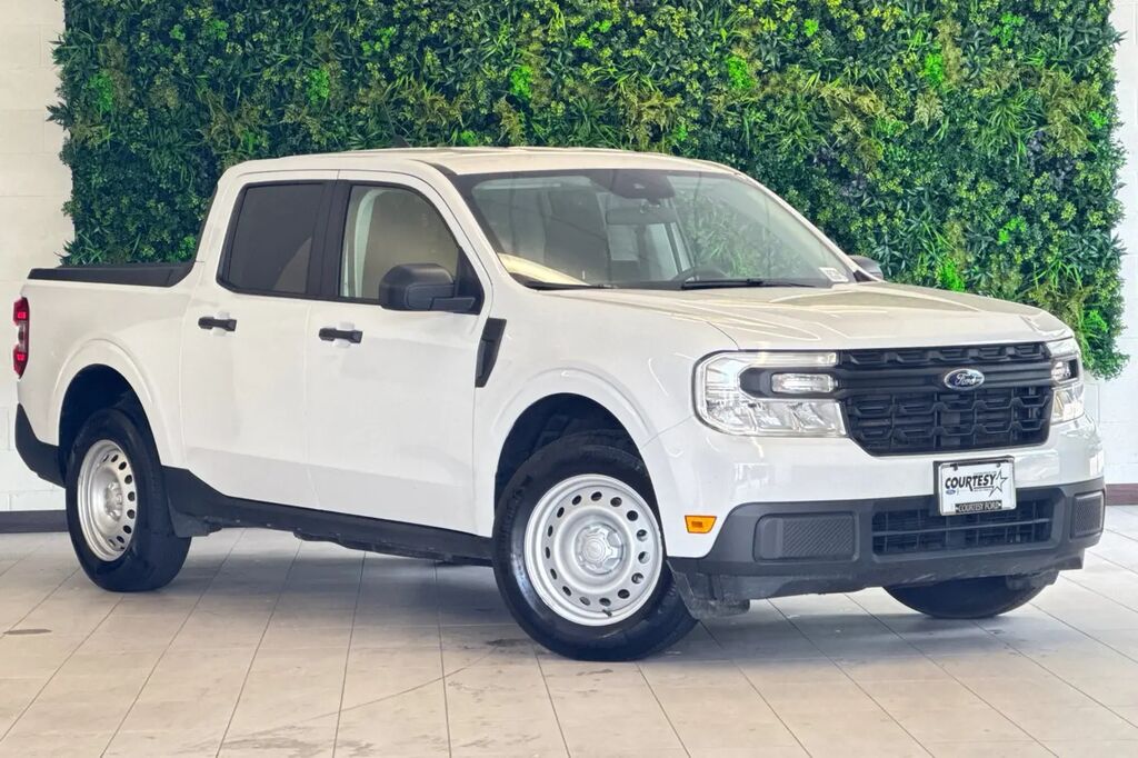 2024 Ford Maverick XL — photo 1 of 26