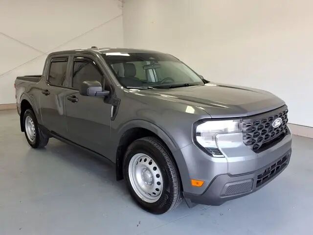 2025 Ford Maverick XL — photo 1 of 2