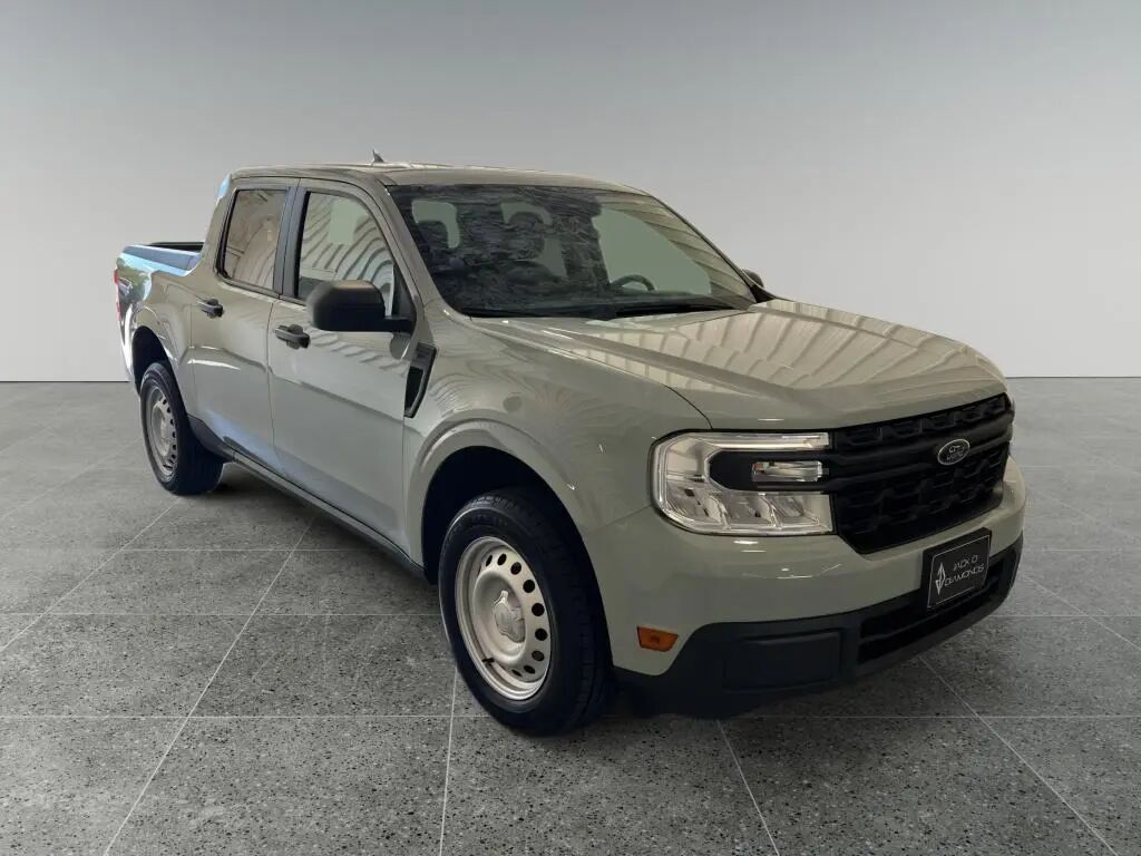 2024 Ford Maverick XL — photo 1 of 13