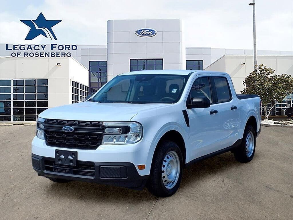 2024 Ford Maverick XL — photo 1 of 1