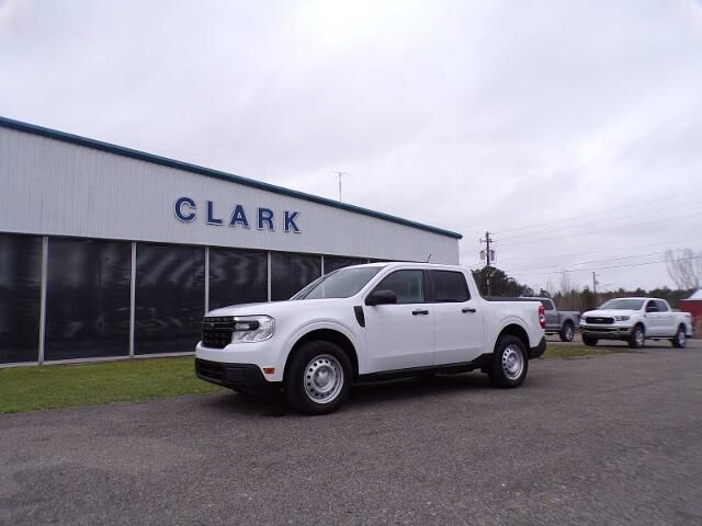 2024 Ford Maverick XL
