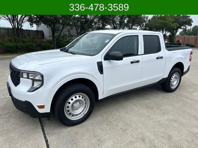 2025 Ford Maverick XL — photo 1 of 1