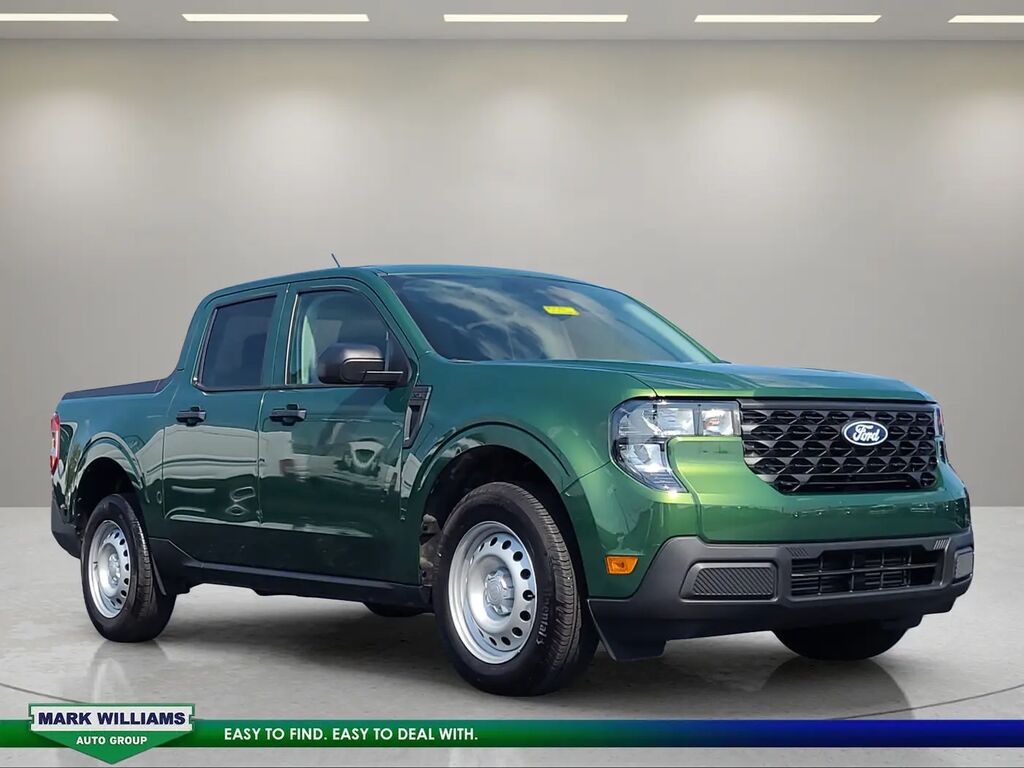 2025 Ford Maverick XL — photo 1 of 13
