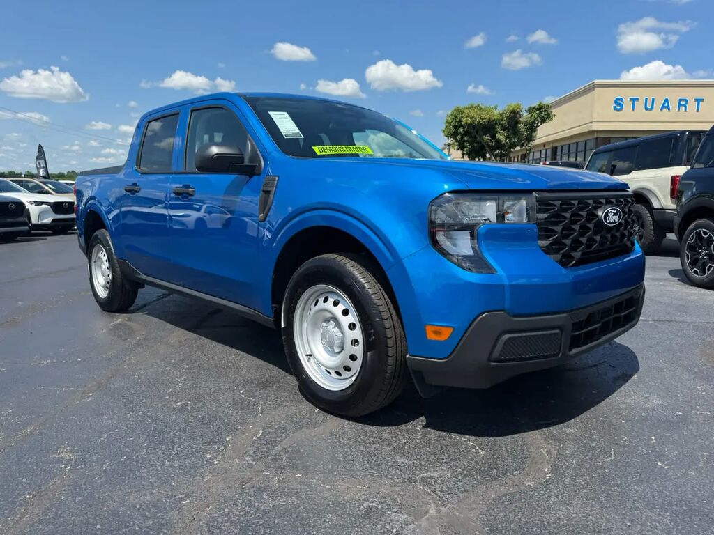 2026 Ford Maverick XL — photo 1 of 13