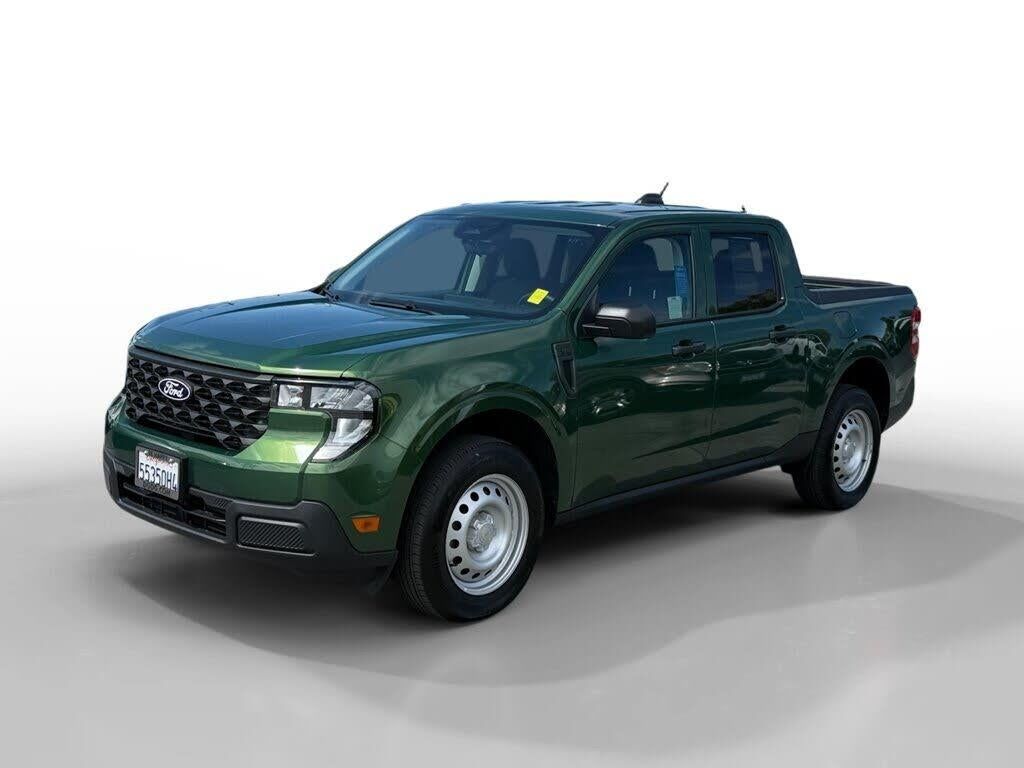 2025 Ford Maverick XL — photo 1 of 1