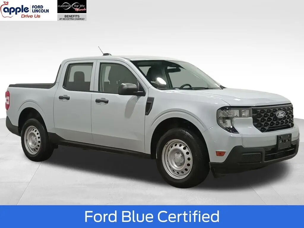 2025 Ford Maverick XL — photo 1 of 12