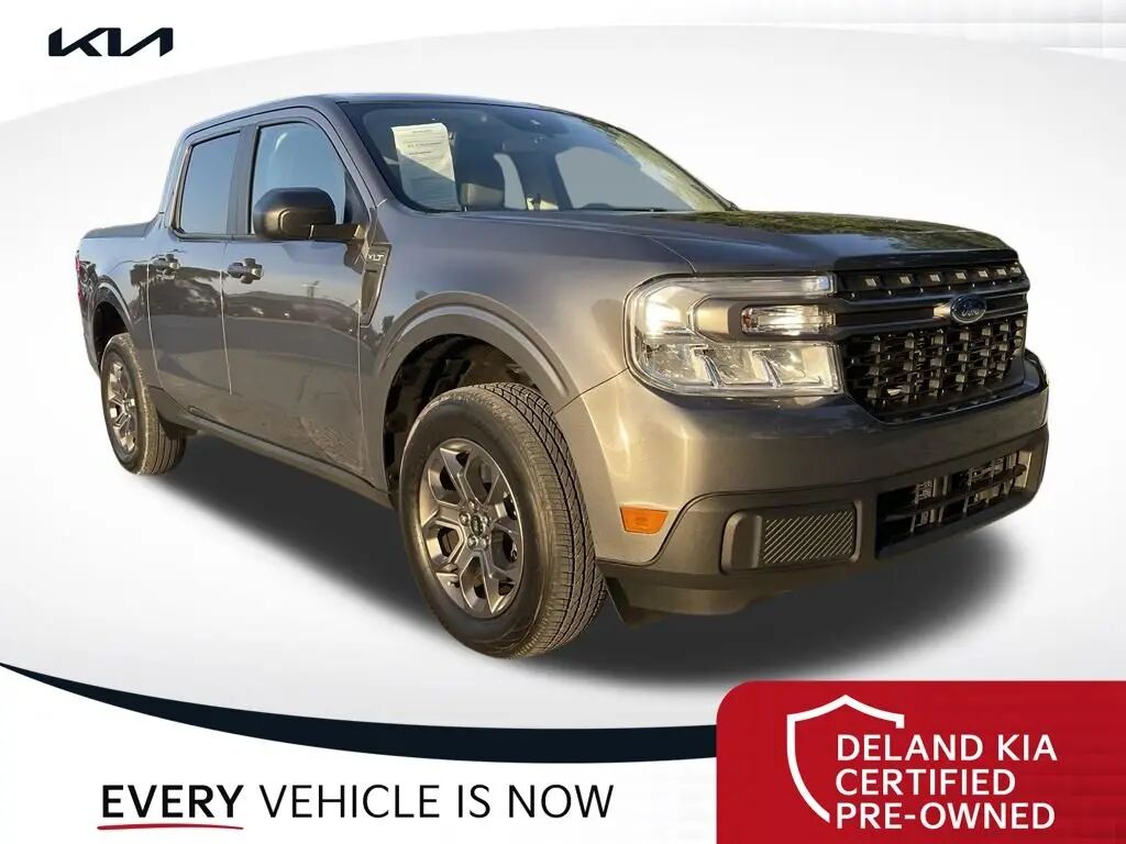 2023 Ford Maverick XLT — photo 1 of 1