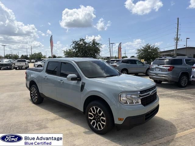 2023 Ford Maverick Lariat — photo 1 of 13