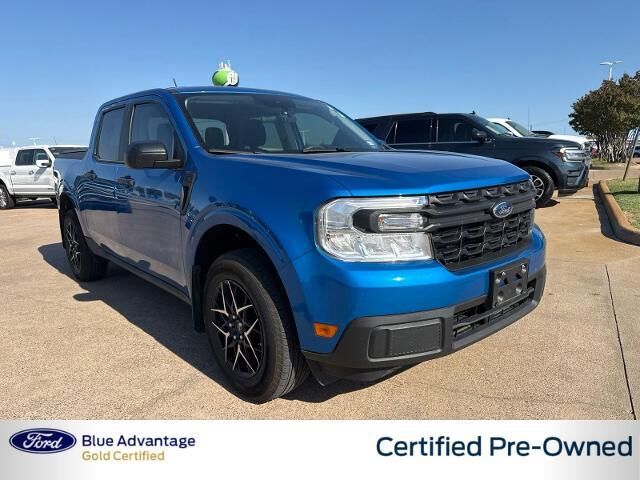 2022 Ford Maverick XL