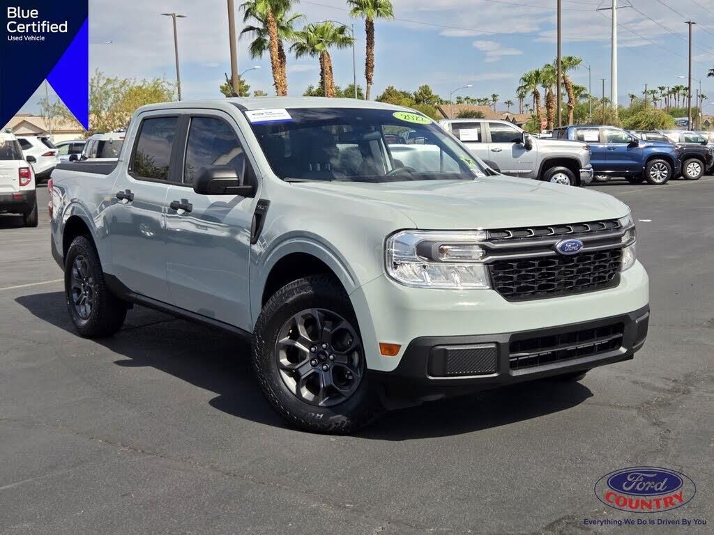 2022 Ford Maverick XLT — photo 1 of 1