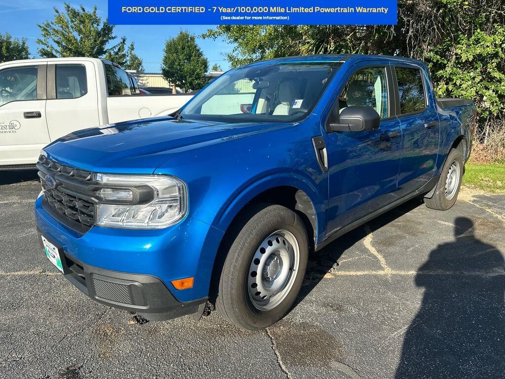 2022 Ford Maverick XL — photo 1 of 1