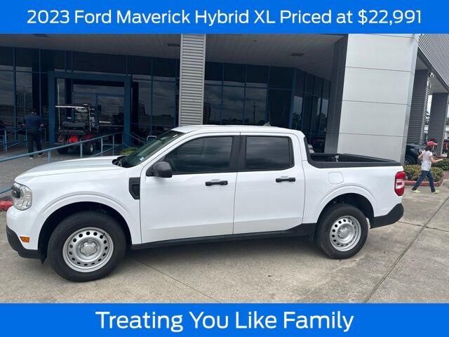2023 Ford Maverick XL