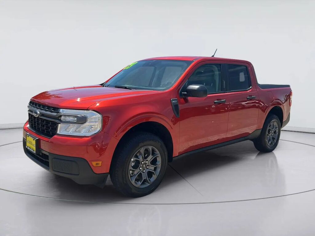 2023 Ford Maverick XLT — photo 1 of 13