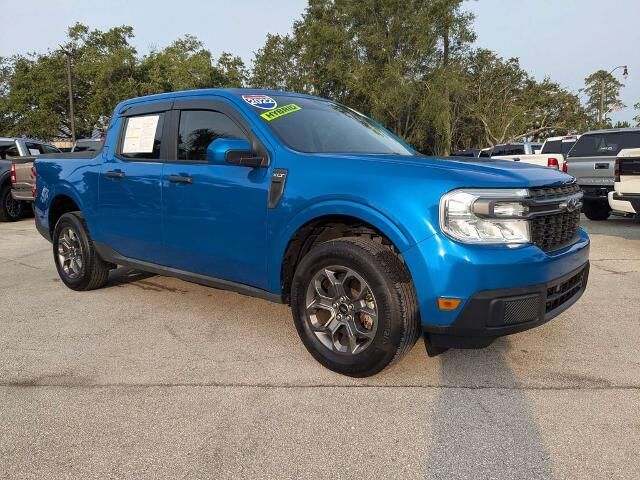 2022 Ford Maverick XLT — photo 1 of 12
