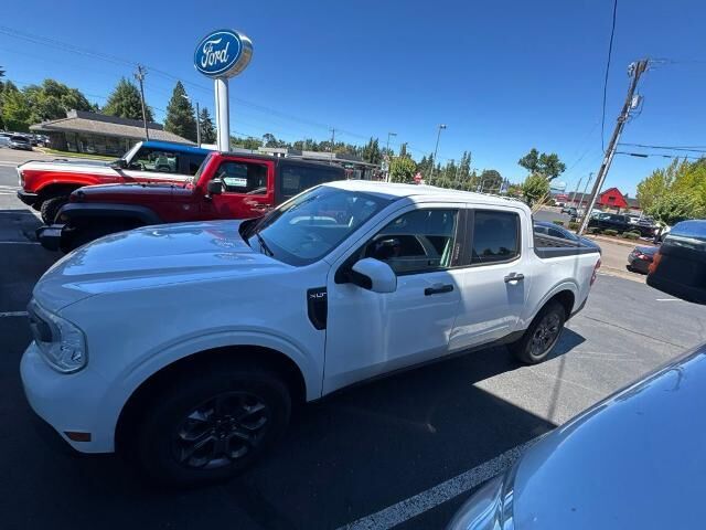2022 Ford Maverick XLT