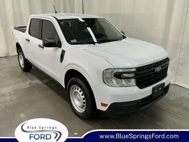 2023 Ford Maverick XL