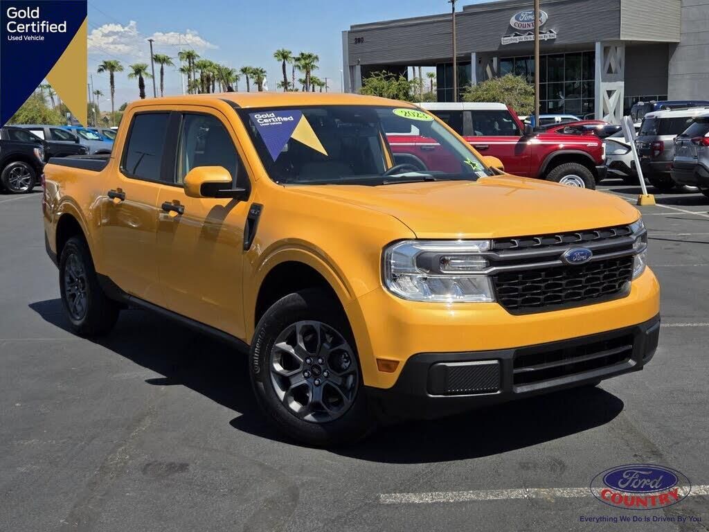 2023 Ford Maverick XLT — photo 1 of 1