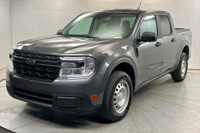 2023 Ford Maverick XL — photo 1 of 1