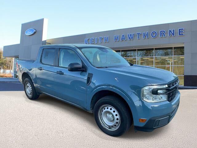 2022 Ford Maverick XL