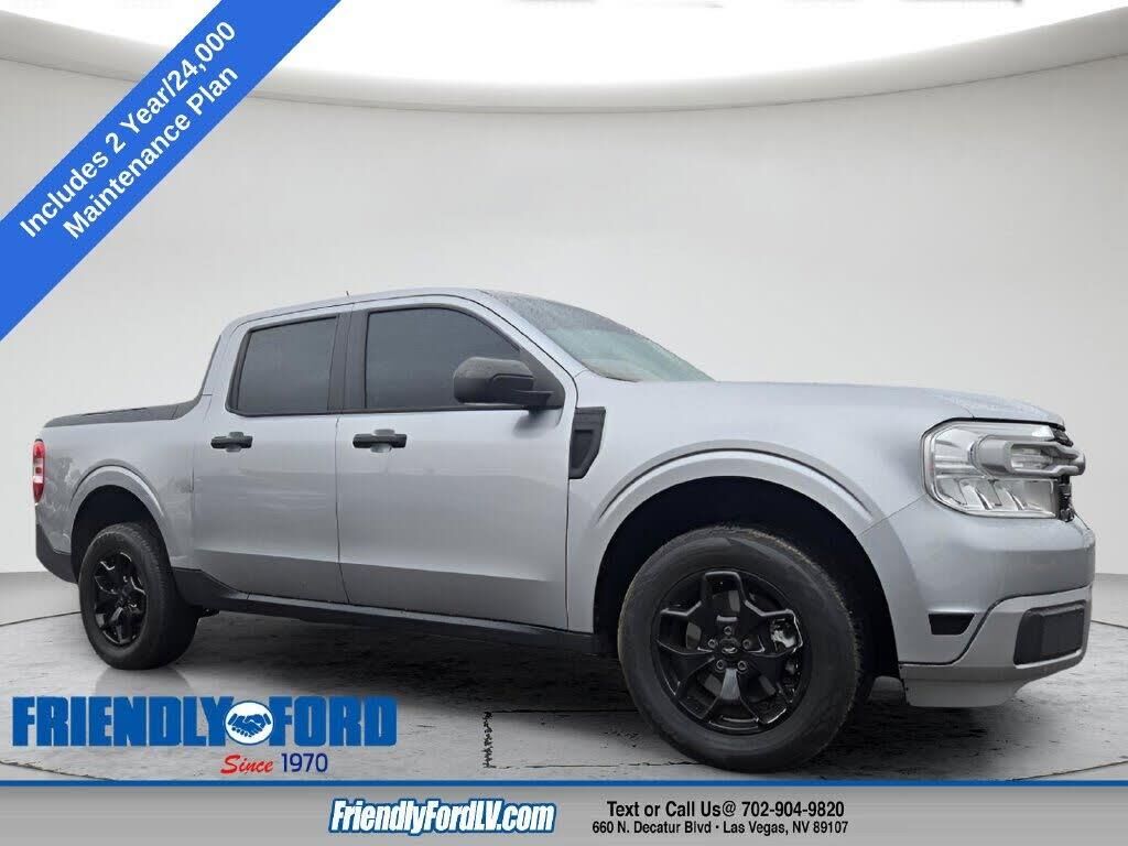 2023 Ford Maverick XL — photo 1 of 1