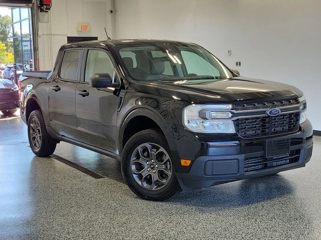 2022 Ford Maverick XLT — photo 1 of 13