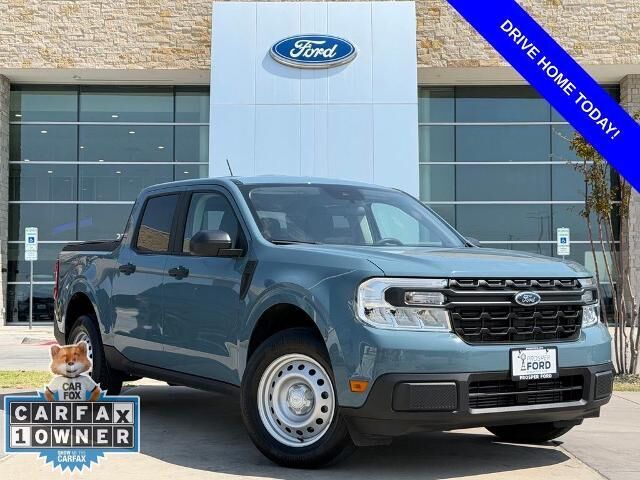 2023 Ford Maverick XL