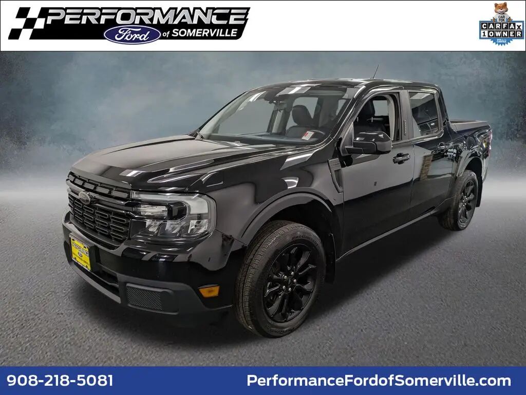 2023 Ford Maverick Lariat — photo 1 of 13