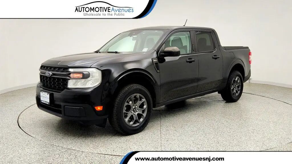 2022 Ford Maverick XL