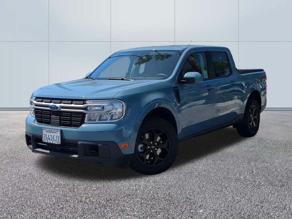 2022 Ford Maverick Lariat — photo 1 of 1